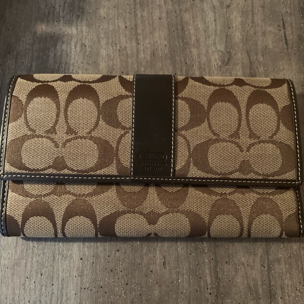Coach wallet